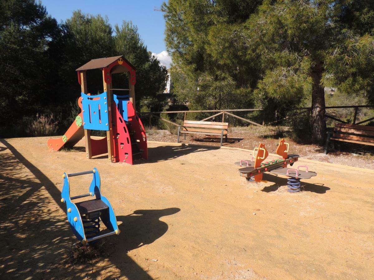 פינסטראט Sierra Cortina Resort מראה חיצוני תמונה